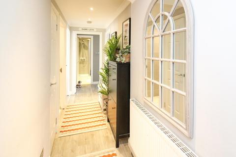 31/11 Ocean Drive, Edinburgh, EH6 6JL