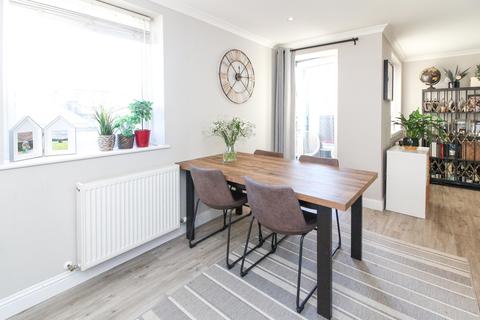 31/11 Ocean Drive, Edinburgh, EH6 6JL