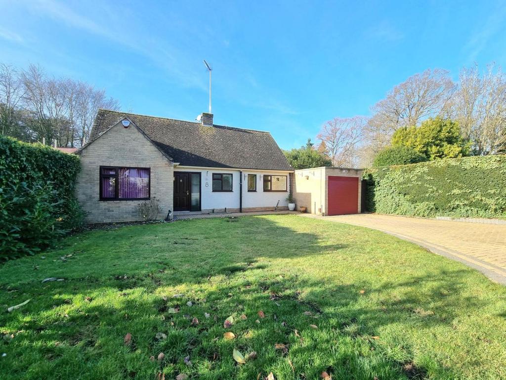 Chantry Close, Great Billing... 3 bed detached bungalow - £400,000