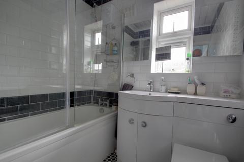 17 Cambridge Road, Dudley, DY2 0UL