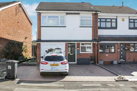 75 Chichester Avenue, Netherton, Dudley, DY2 9JL