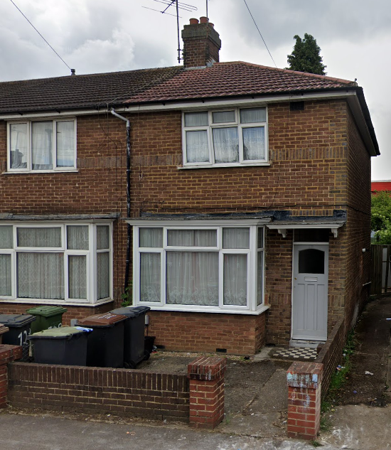 Connaught Road, Luton, Bedfordshire 2 bed semidetached house £1,250