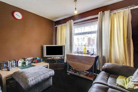 1 bedroom flat for sale, Osprey Drive, Dudley, West Midlands