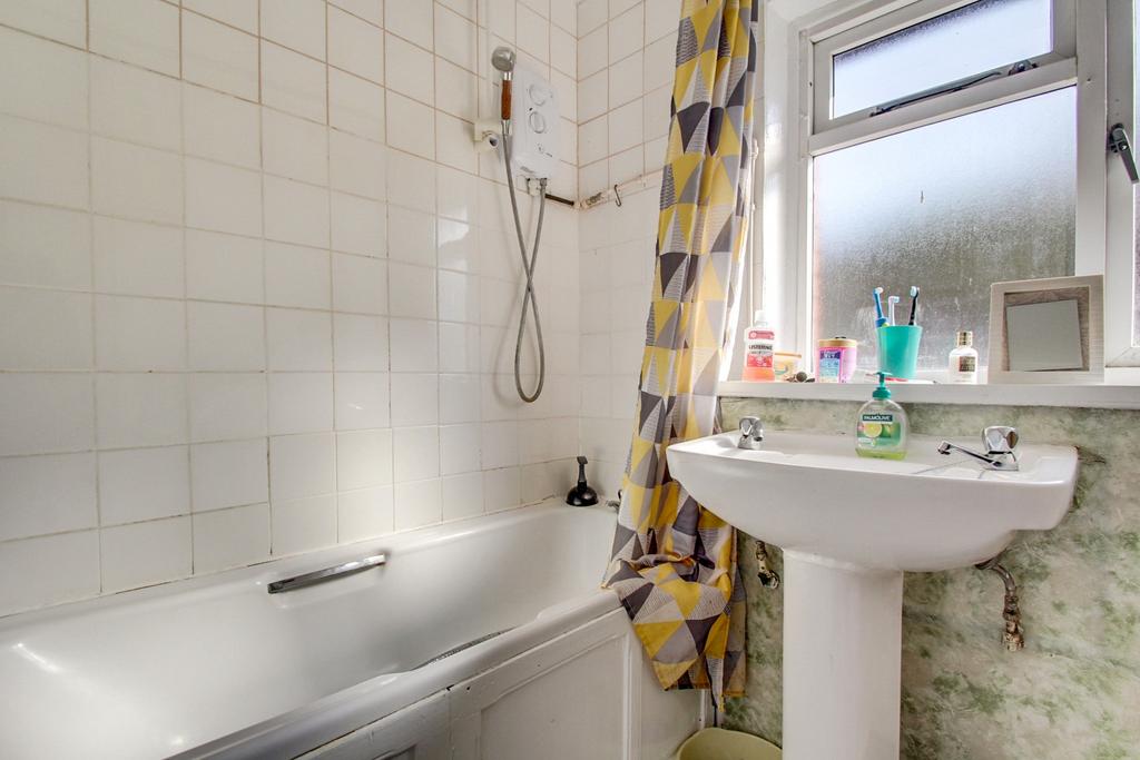Bathroom-min