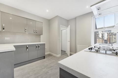 2 bedroom apartment to rent, Bond Street, Ealing, W5