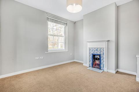 undefined, Hampton Court Road, East Molesey, Surrey, KT8
