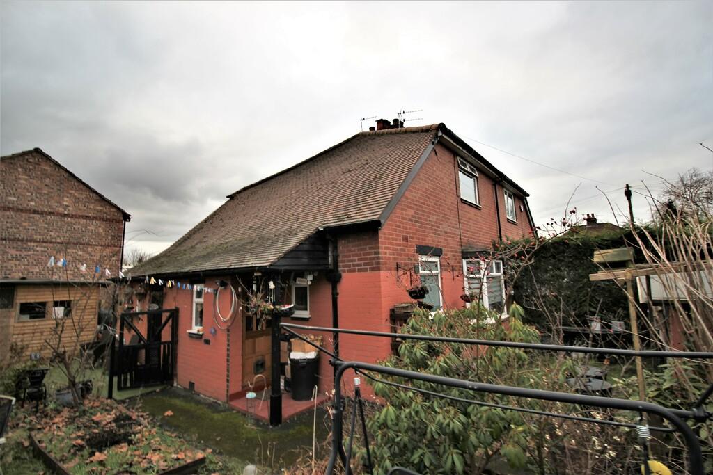 Chassen Avenue, Flixton 3 bed semidetached house for sale £315,000