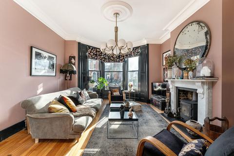 61 Allerton Road, London, N16 5UF