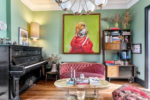 61 Allerton Road, London, N16 5UF