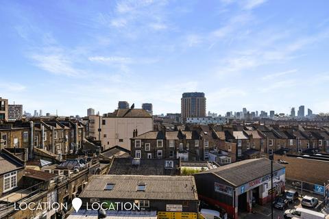 2 bedroom flat for sale - Selsea Place, Essence House Selsea Place, N16
