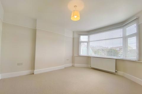 4 bedroom detached house to rent - Sherwood Avenue, Poole BH14