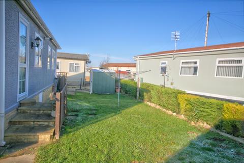 2 bedroom park home for sale - Beta Boulevard, Garsington, OX44