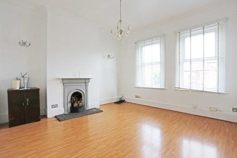 2 bedroom flat to rent - Mansfield Road, Ilford, IG1