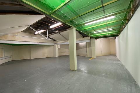 Industrial unit to rent, Light Industrial (B2/B8) – 4 Challoner Crescent, West Kensington, London, W14 9LE