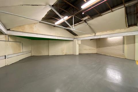 Industrial unit to rent, Light Industrial (B2/B8) – 4 Challoner Crescent, West Kensington, London, W14 9LE