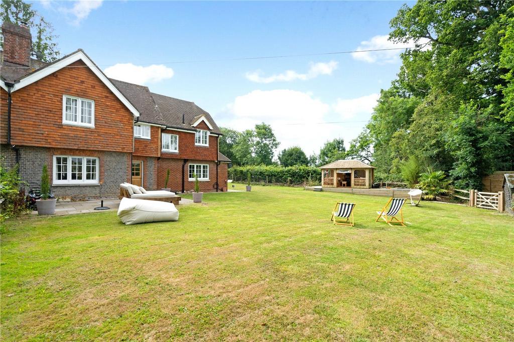 5 Sawyard Cottages