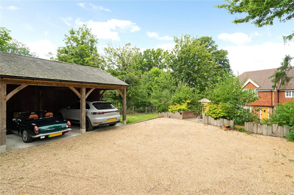 Car Port &amp; Parking