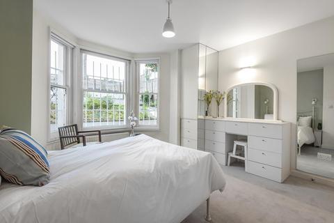 3 bedroom flat for sale - Sinclair Road, Brook Green