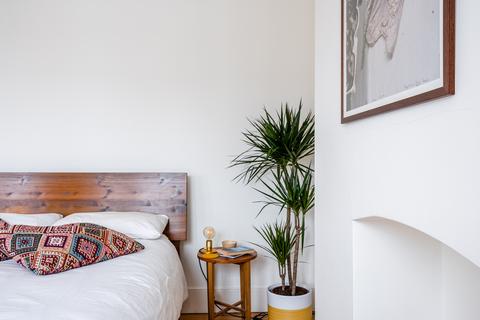 45 Roding Road, London, E5 0DN
