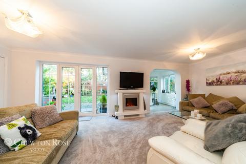 4 bedroom detached house for sale - St Johns Road, ASCOT