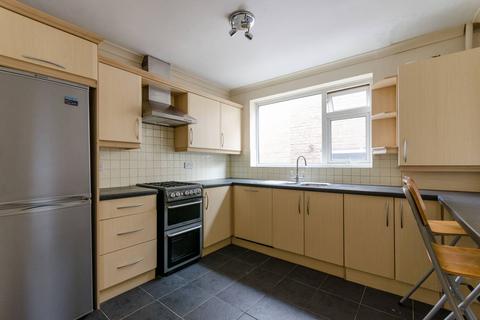 2 bedroom flat for sale - Truro Road, Wood Green, London, N22