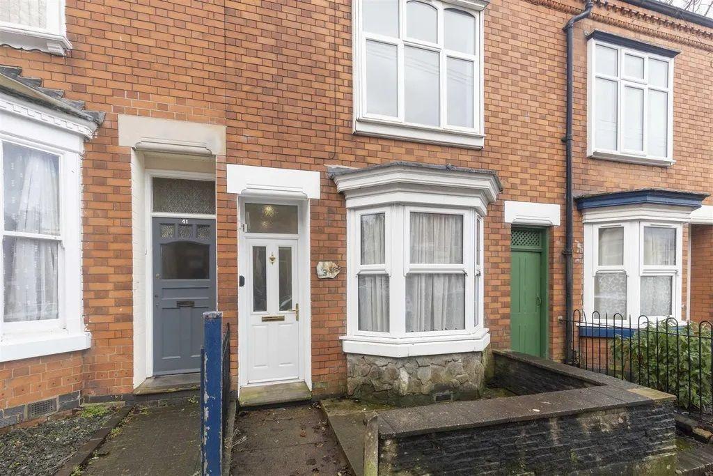 Lorne Road, Leicester 3 bed terraced house £1,200 pcm (£277 pw)