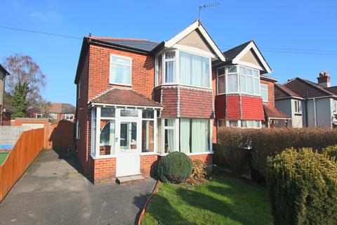 56 Kitchener Road, Southampton, SO17 3SG