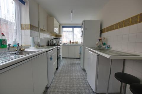 56 Kitchener Road, Southampton, SO17 3SG