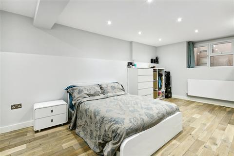 1 bedroom apartment for sale, Barmouth Road, London, SW18