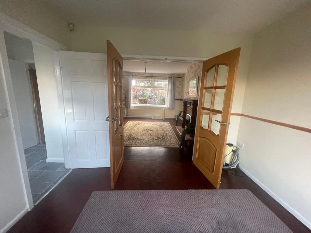Beckwith Drive, BRADFORD, West Yorkshire, BD10 3 bed semidetached
