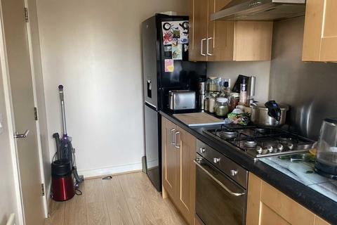 2 bedroom apartment for sale - Baldwins Close, Royton