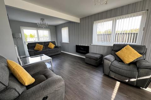 4 bedroom detached house for sale, Lewis Avenue, Cwmllynfell, Swansea.