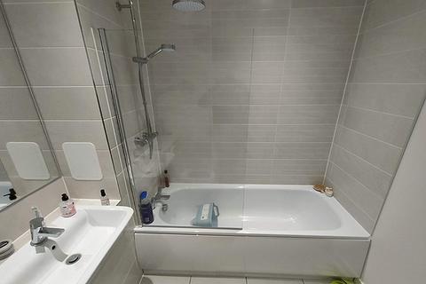 1 bedroom in a flat share to rent - Haven Road, Rainham RM13