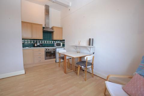 1 bedroom flat to rent, Canonmills, Edinburgh, EH3