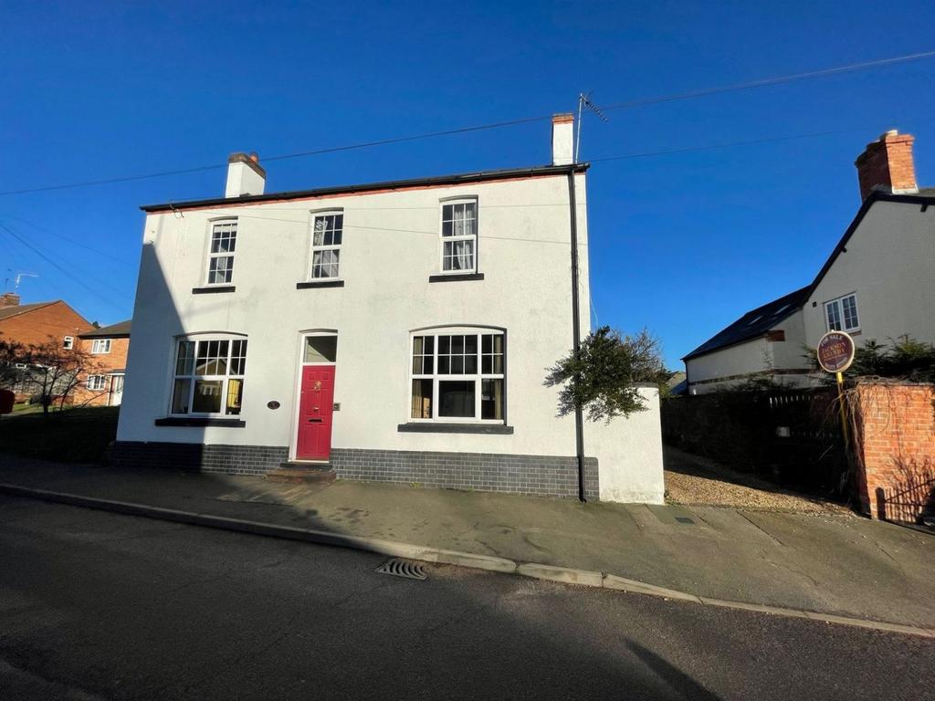 Churchill Road, Welton, Daventry NN11 2JH 4 bed semidetached house for sale £380,000