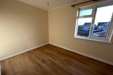 2 bedroom end of terrace house to rent, Rosemary Walk, Lee-On-The-Solent, Hampshire, PO13