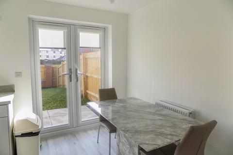 2 bedroom semi-detached house for sale - Clos Olympaidd, Port talbot. SA12 6EX