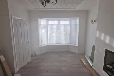 3 bedroom terraced house to rent, Lower House Lane, Liverpool