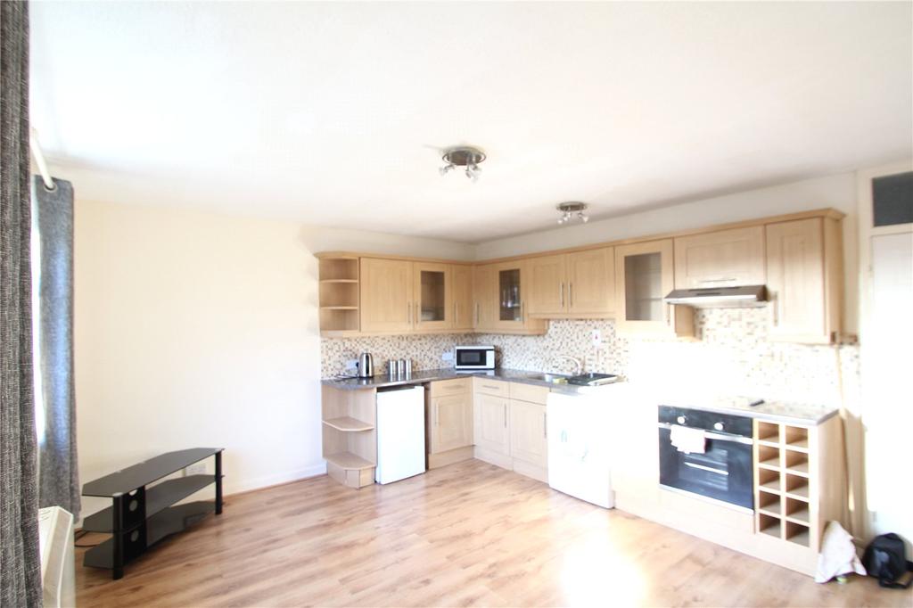Lounge/Kitchen