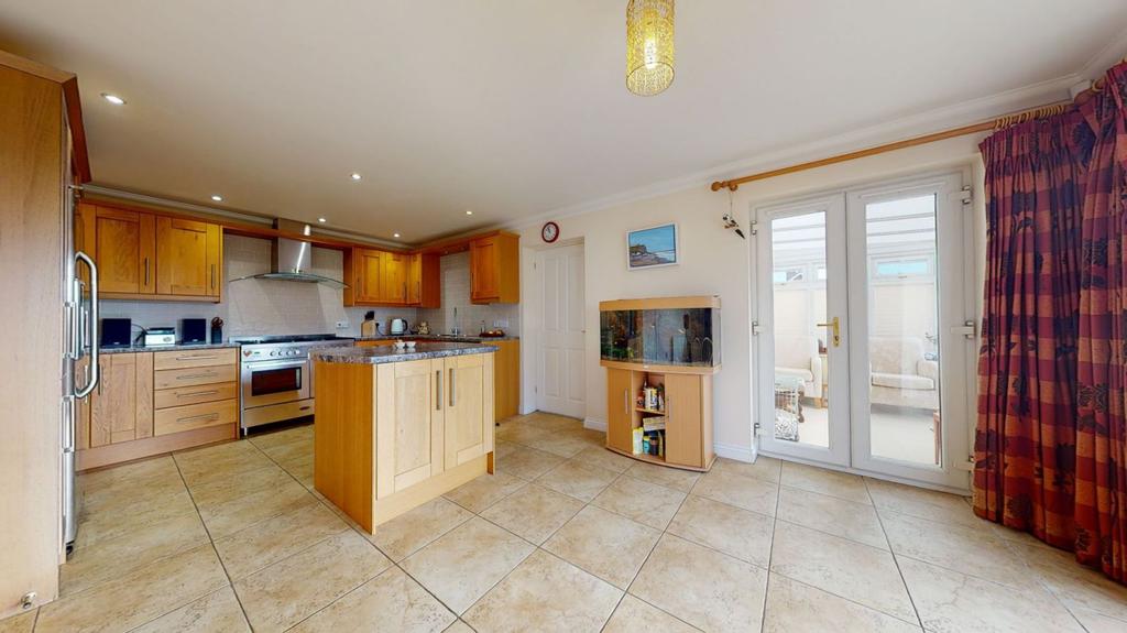 Kitchen / breakfast room