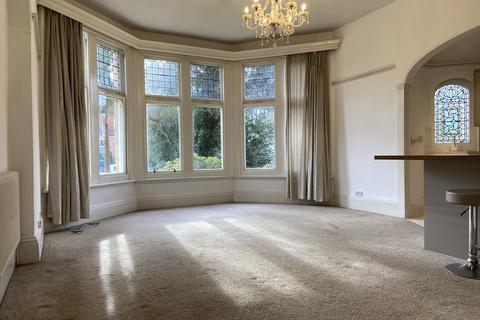 2 bedroom flat to rent - Westbourne Gardens, Folkestone CT20