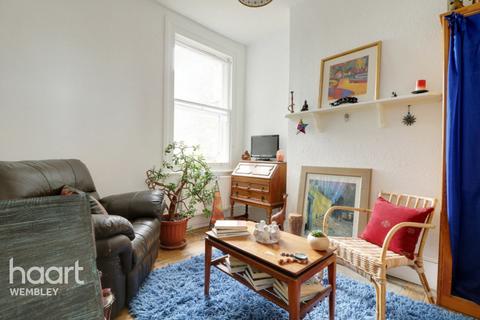3 bedroom terraced house for sale - Harley Road, London