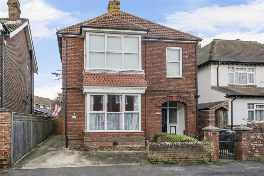 Knox Road, Havant, PO9 2 bed flat £259,950