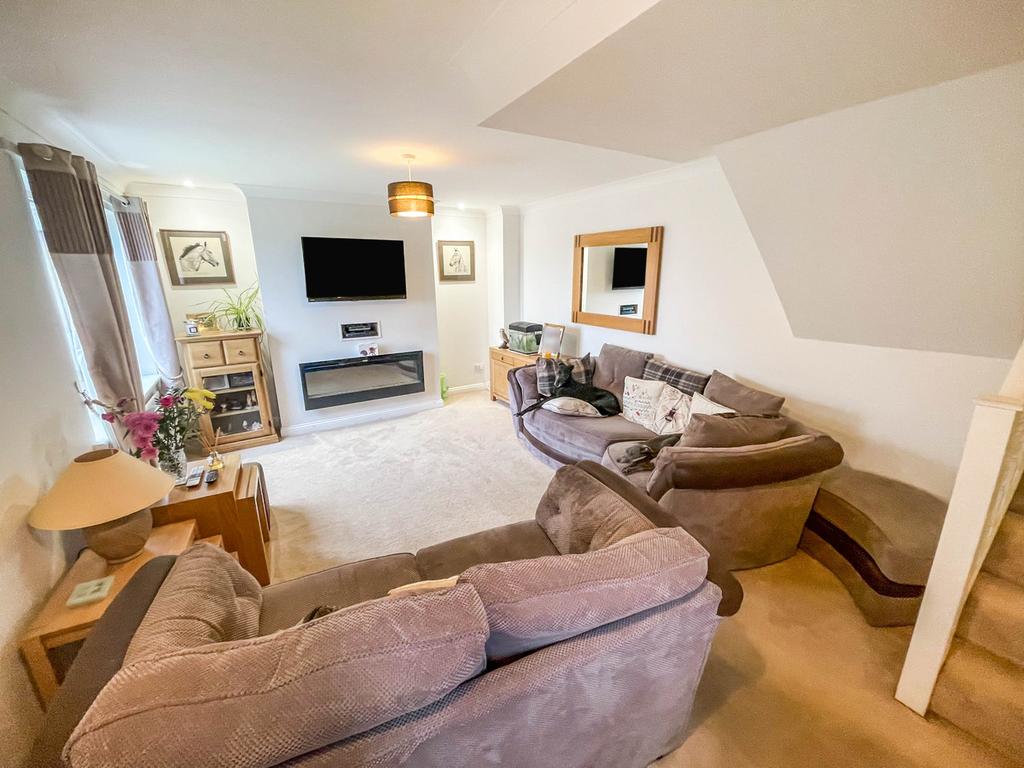 The Brook, Saltash, PL12 4 bed detached house £400,000