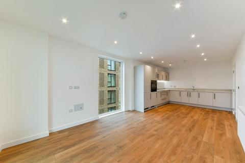 3 bedroom apartment to rent, Beckton Parkside, Beckton, London, E6