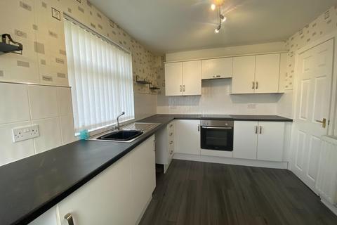 3 bedroom bungalow to rent, Scott Avenue, Crewe, CW1