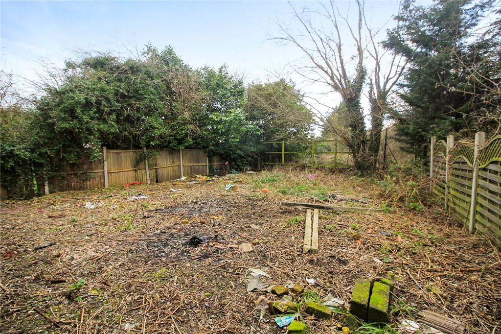 Devon Road, South Darenth, Kent, DA4 Detached house £300,000
