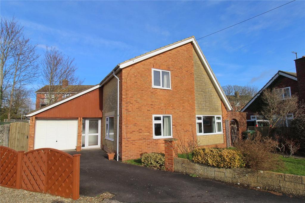 Lilac Grove, Trowbridge 4 bed detached house £310,000