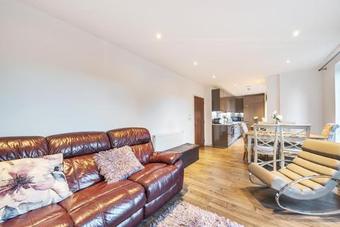 2 bedroom flat for sale - Edgware,  Middlesex,  HA8