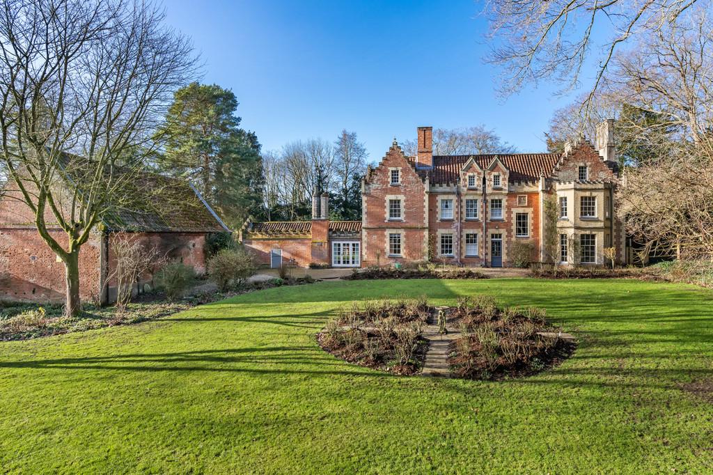 The Old Rectory, The Street, Swannington, Norwich, NR9 8 bed detached